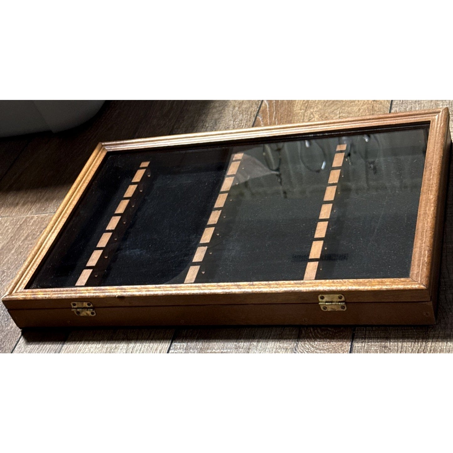 Vtg Wood Cabinet Display Collectible 24 Spoon Case Glass Buckle Clasp Lock As Is