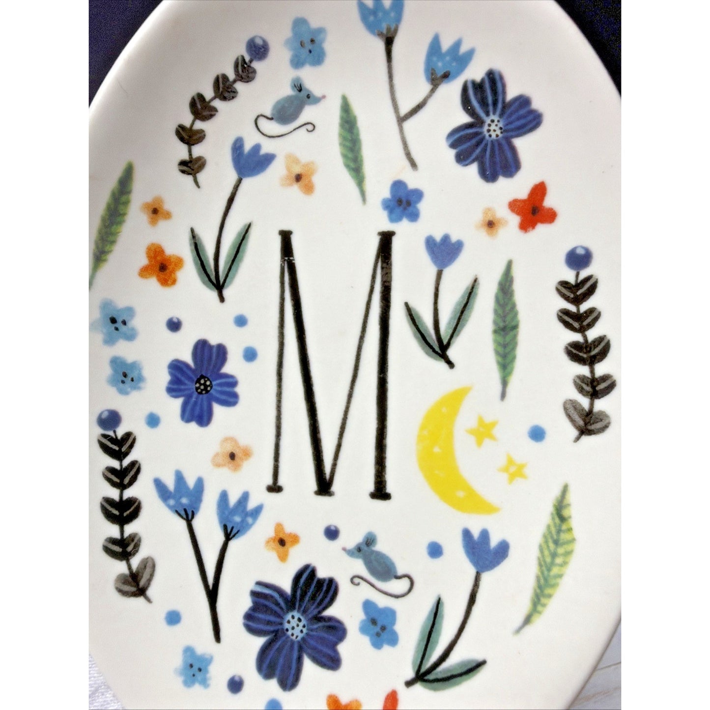 Anthropologie Amelia Herbertson Ceramic Floral Monogram M Footed Soap Dish