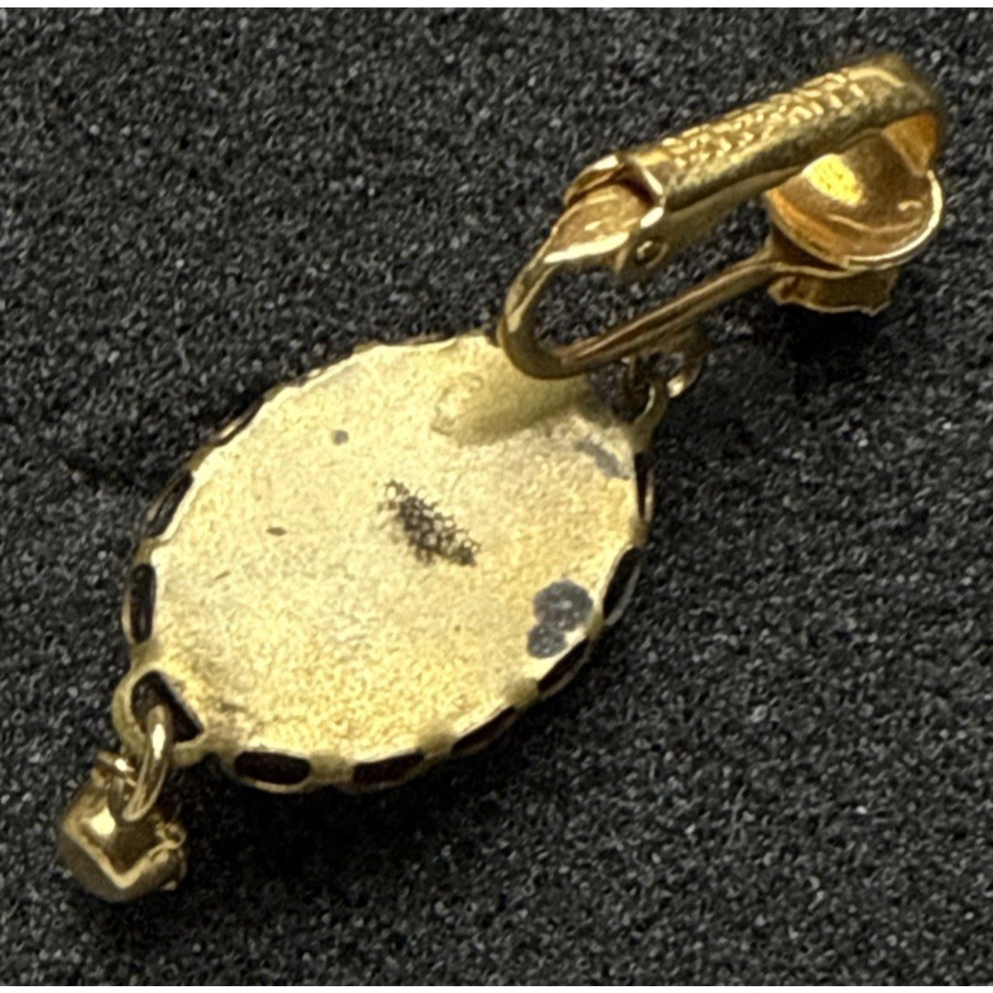 Vintage Juliana D&E Celebrity Glass Intaglio Cameo Clip Earring 1 Only