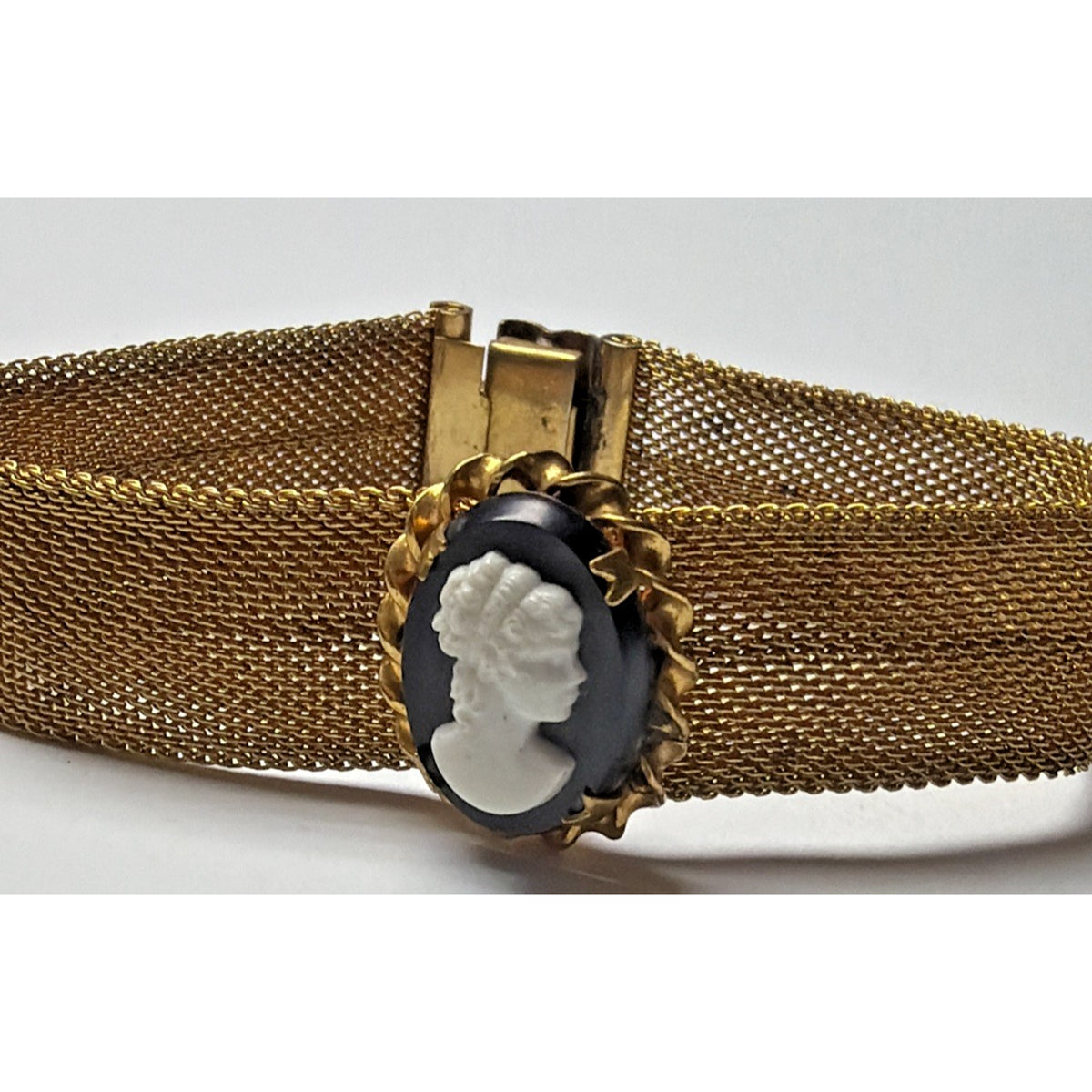 Vintage Lot of 2 Cameo Mesh Bracelet Black Gold Tone Pendant Twisted Frame