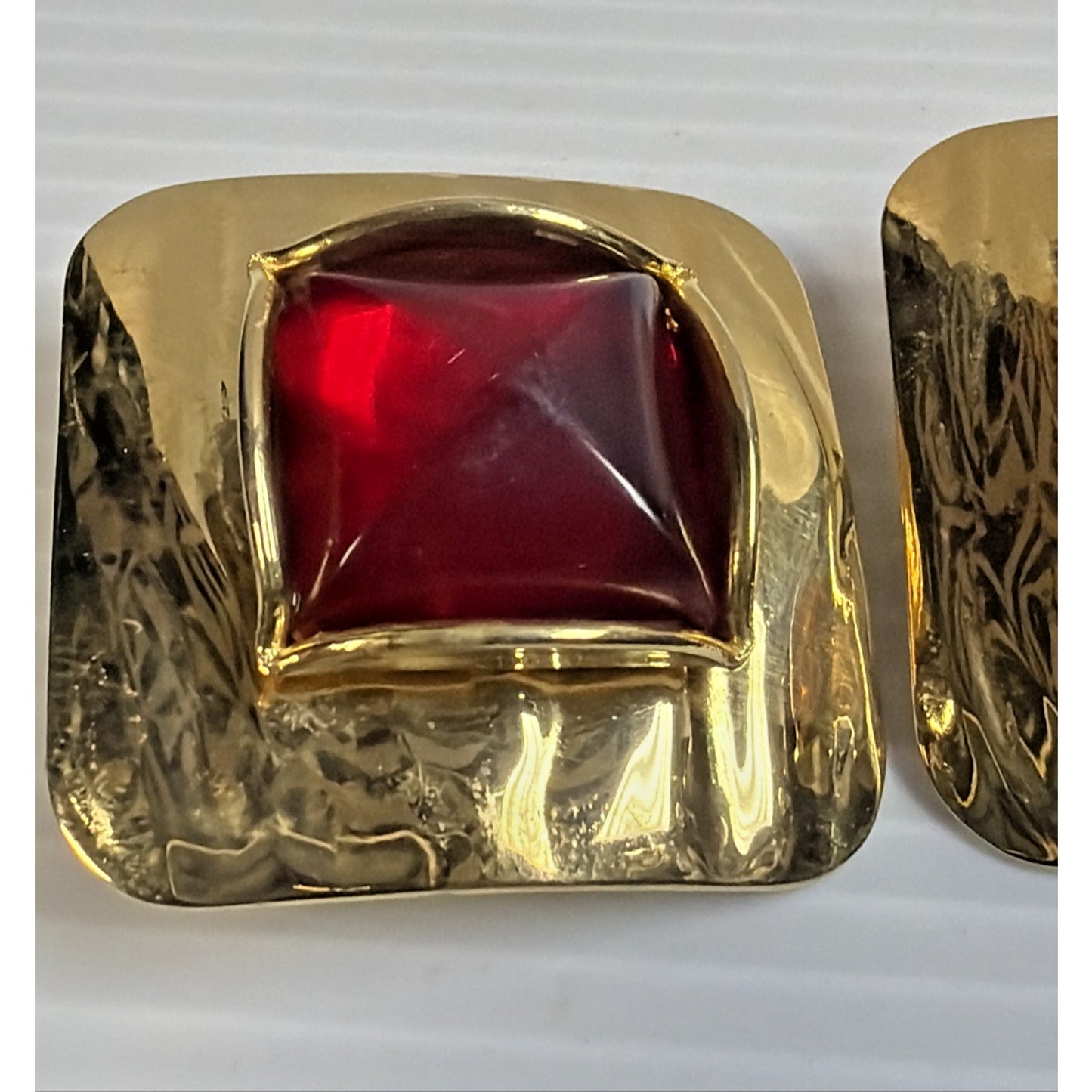 Vintage Jewels by Park Lane Chunky Gold Tone Clip On Earrings Red Jelly Lucite