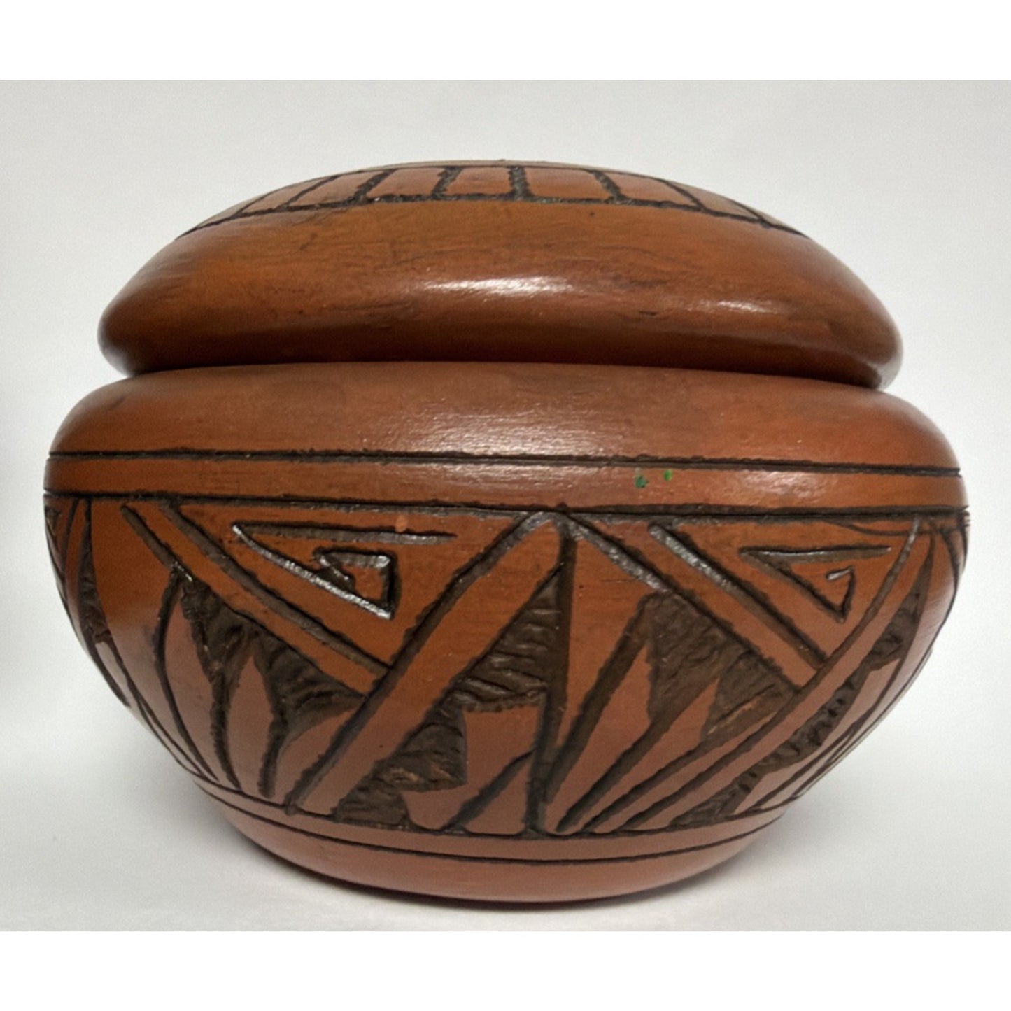 Vtg Navajo Art Pottery Jar Etched Native American Southwestern Pot Lid Signed