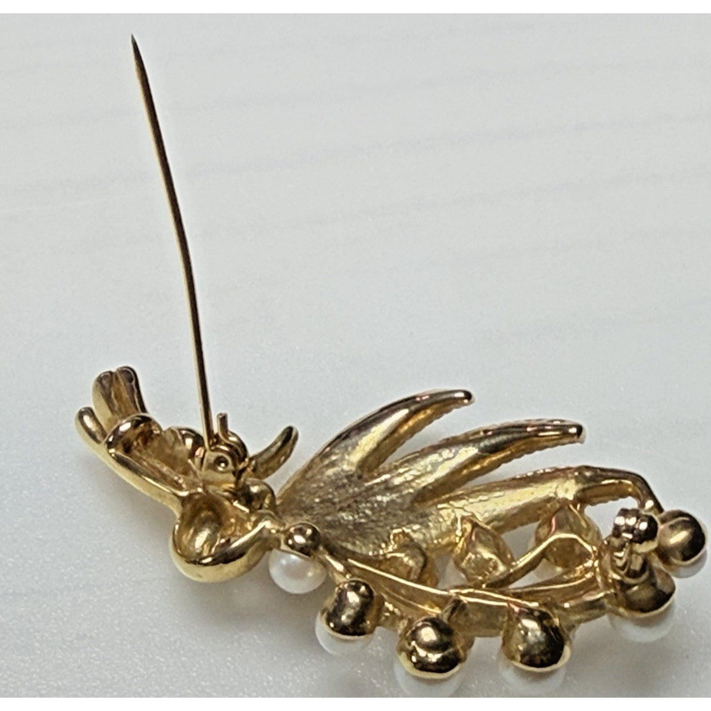 Vintage Gold Tone Faux Pearl Floral Flower Bouquet Textured Leaves Brooch Pin