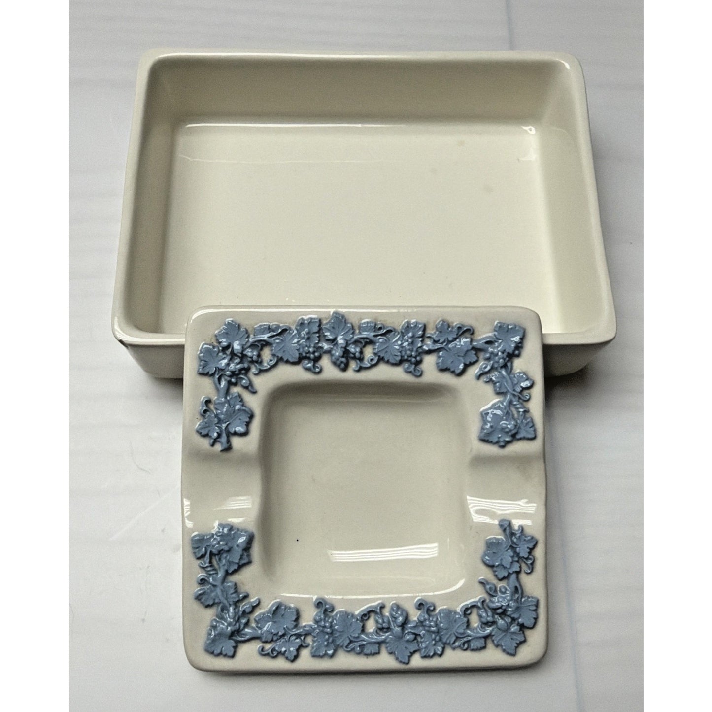Old Lot of 8 CF Etruria Queensware Wedgwood Barlaston England Smoking Set Box