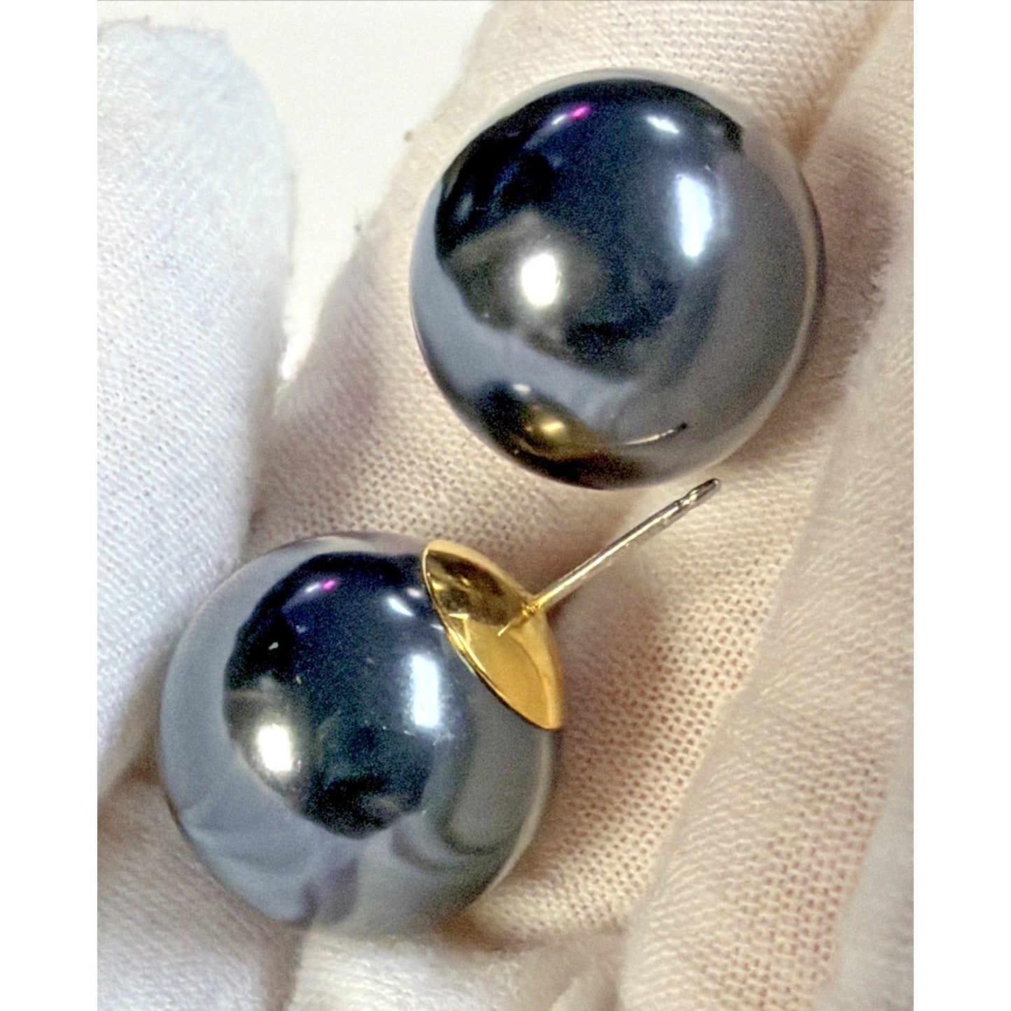 Vintage Monet Gray Large Ball Sphere Black Faux Pearl Stud Earrings Gold Tone