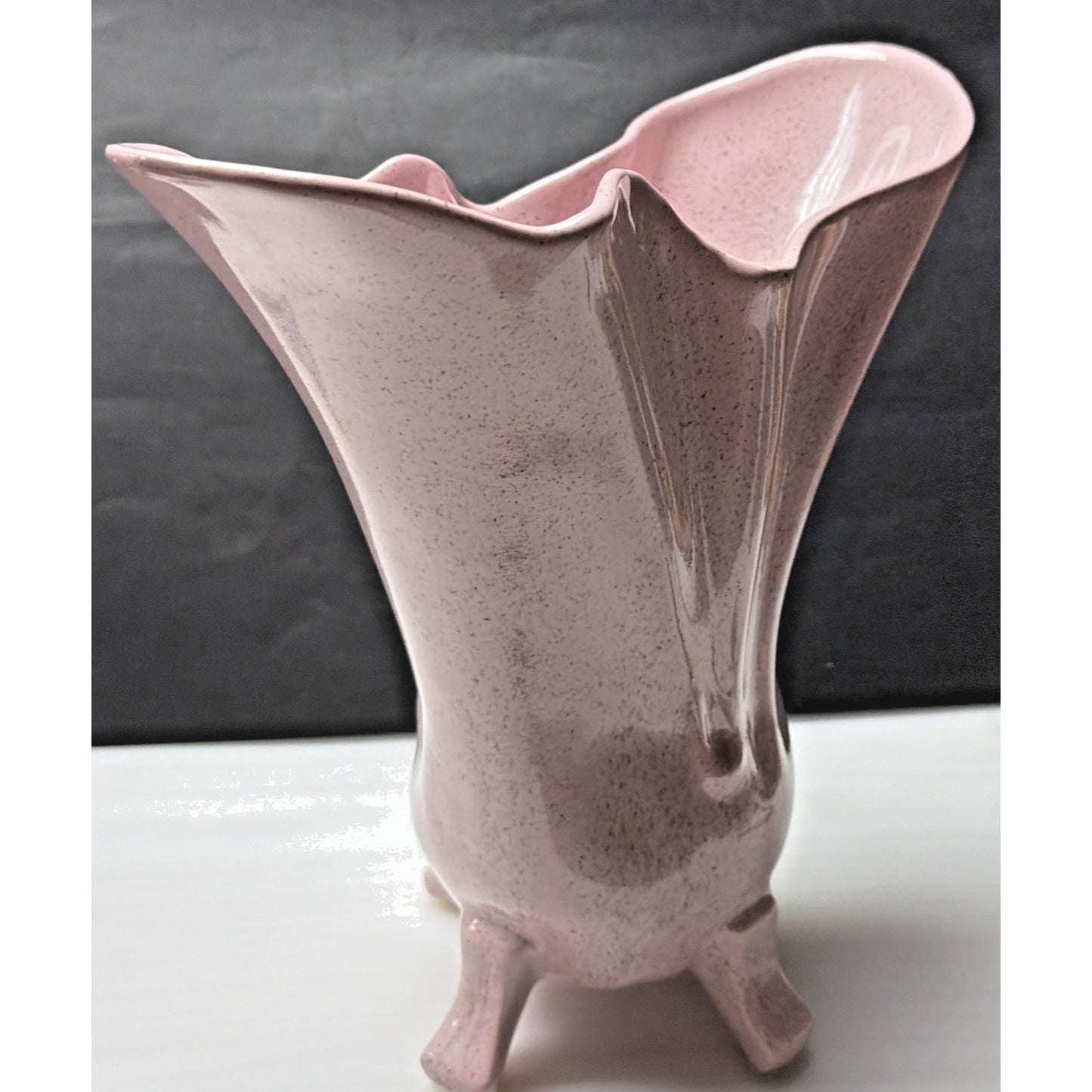 Vintage Shafer Art Pottery Pink Speckled Vase Fan Gladiola 922 As Is