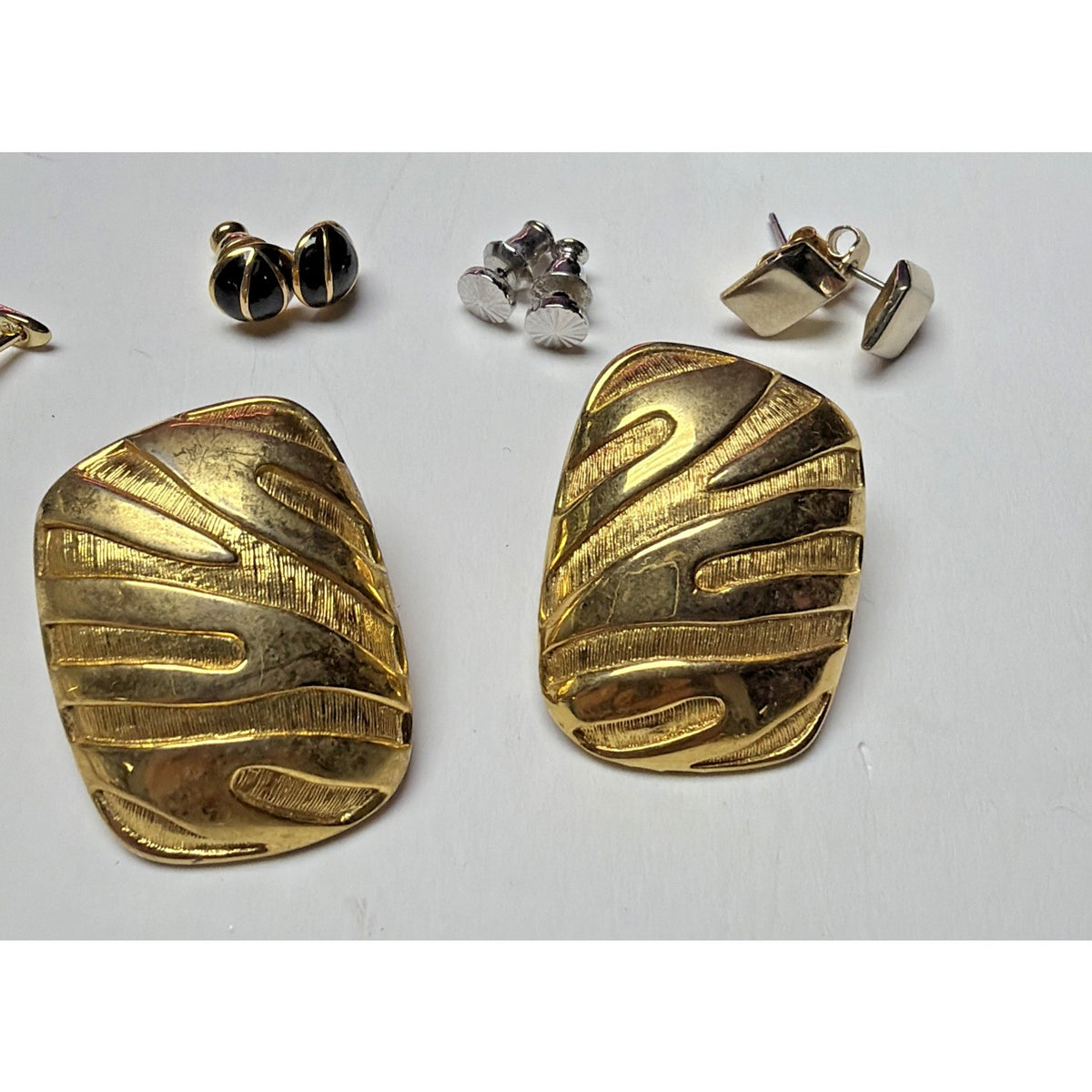 Vintage Modern Junk Jewelry Lot Craft Avon Lia Sophia Damage Wearable As-Is 2#