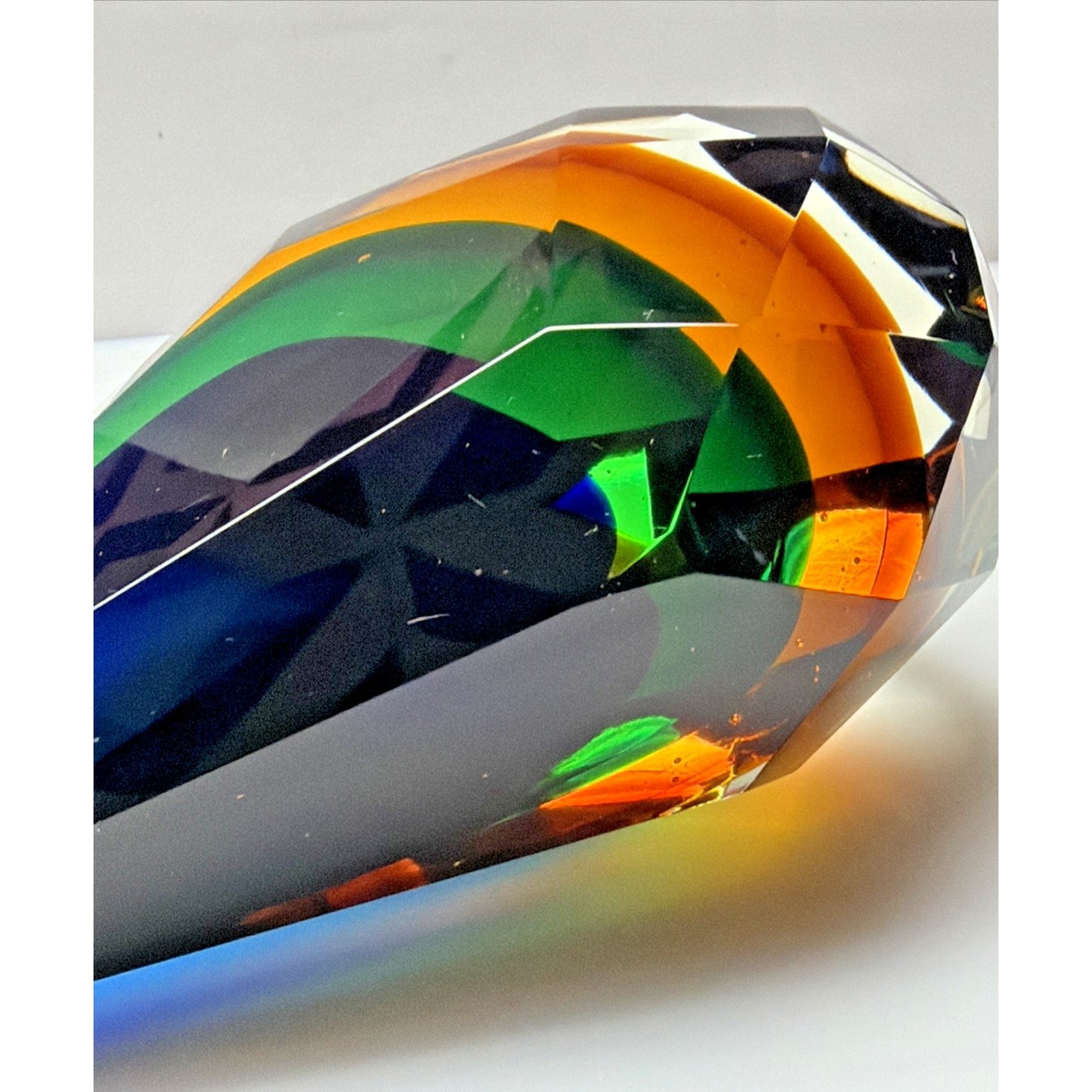 Murano Glass Alessandro Mandruzzato Sommerso Faceted Teardrop Paperweight As Is