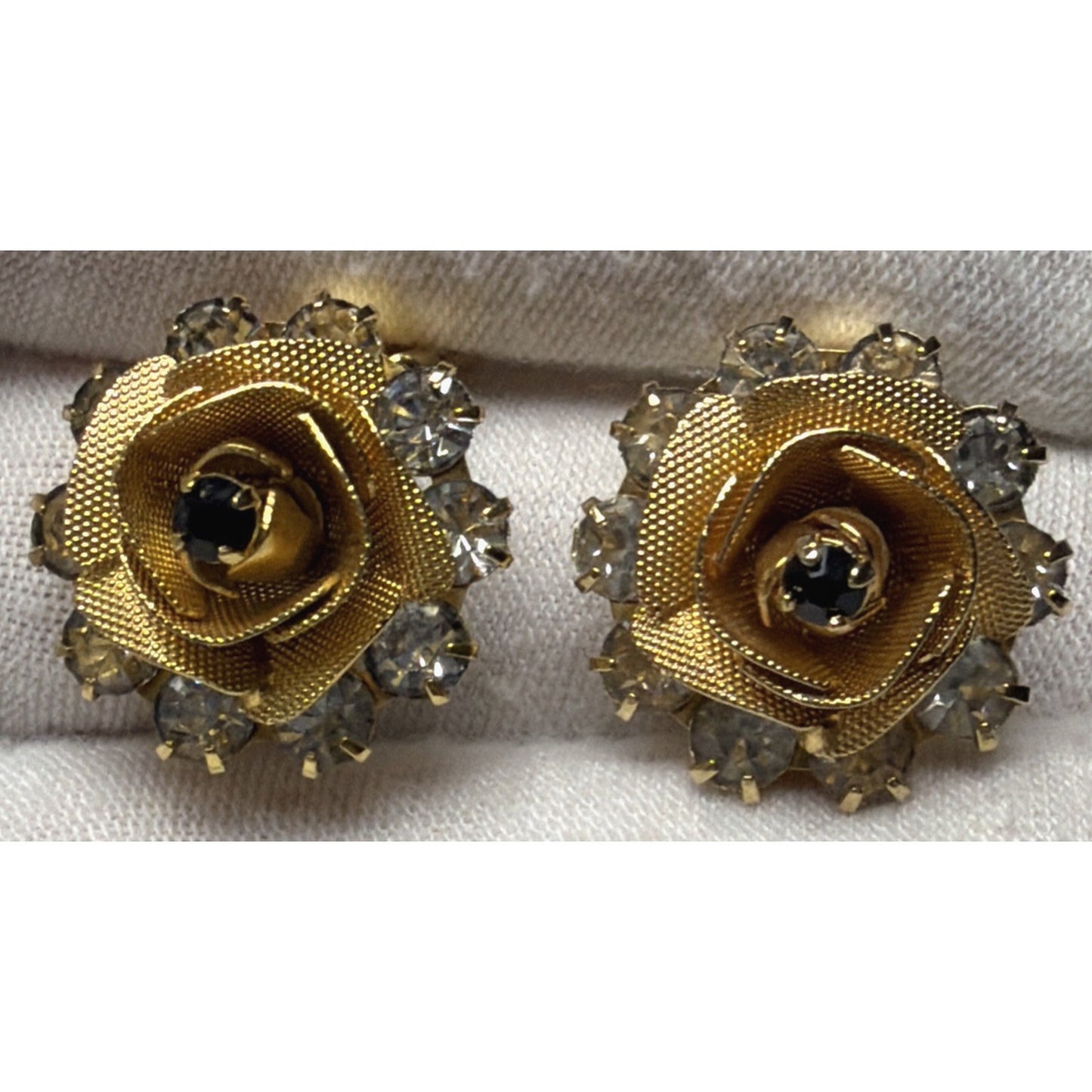 Vintage Rose Rosette Gold Tone Flower Clip On Earrings Black Clear Rhinestones