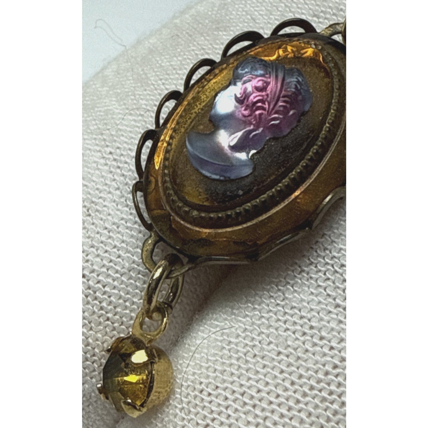 Vintage Juliana D&E Celebrity Glass Intaglio Cameo Clip Earring 1 Only