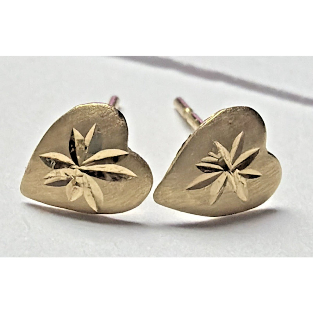 Vintage JCM Jacmel 14k Yellow Gold Diamond Cut Heart Stud Earrings No Backs