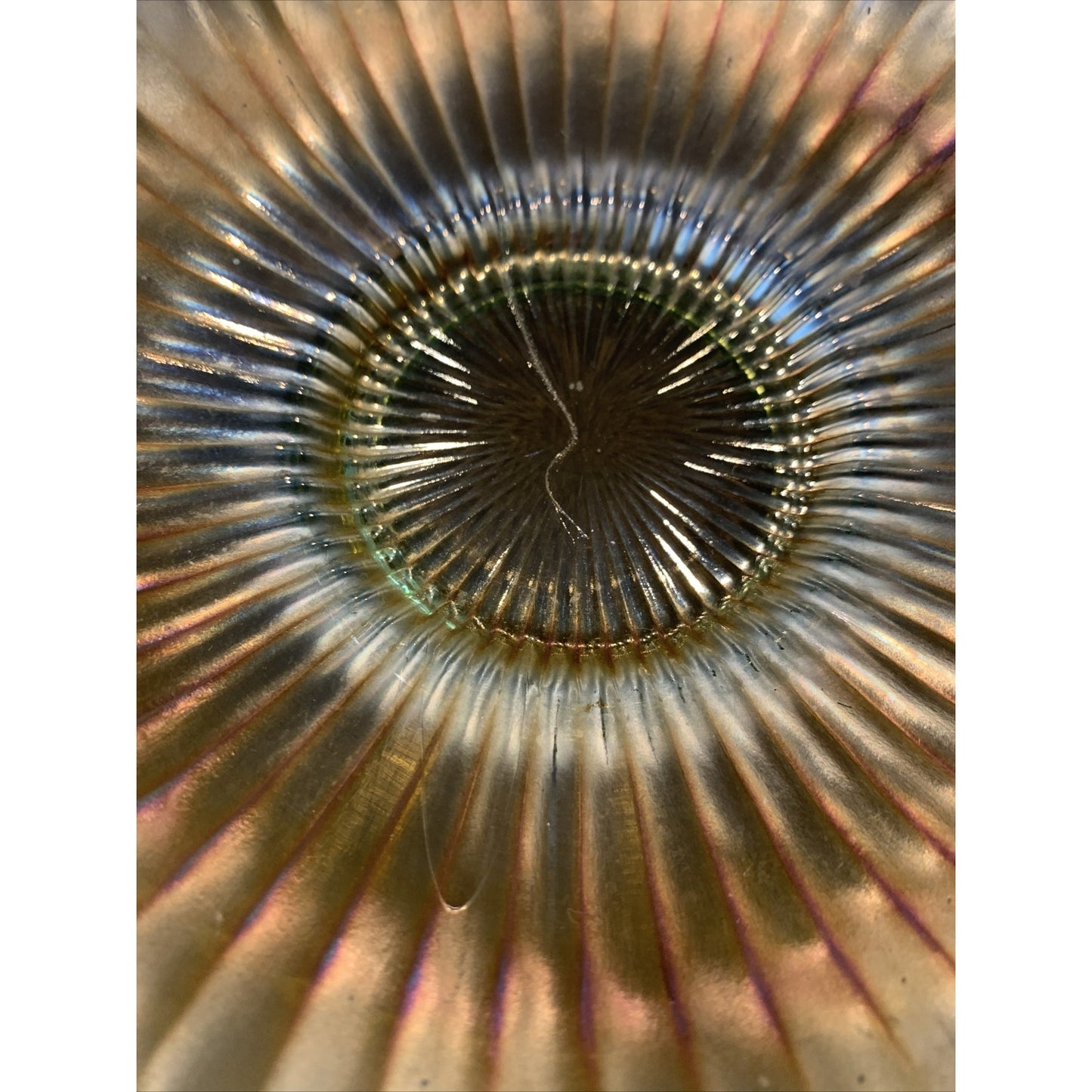 Vintage Fenton Green Carnival Glass Stippled Rays Ruffled Crimped Bowl