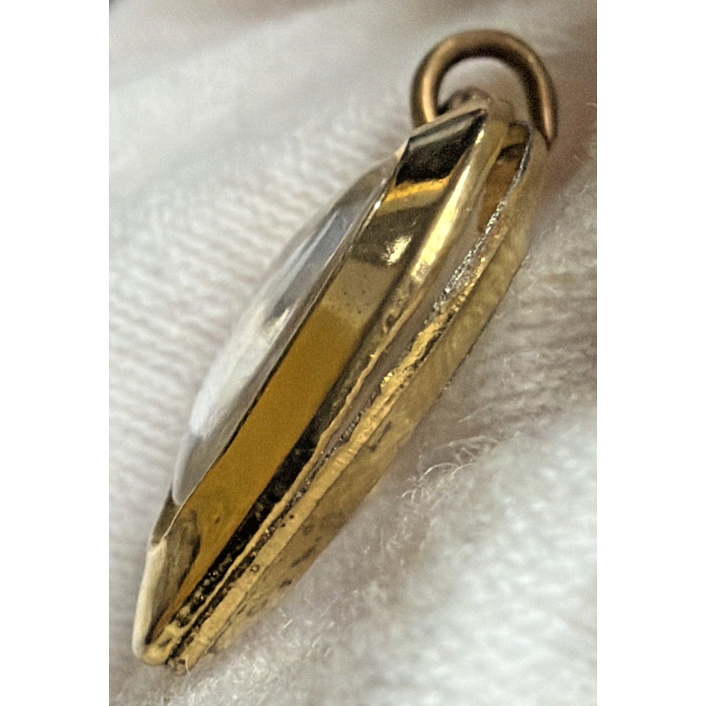 Vtg Gold Plated Lucite Mustard Seed Heart Pendant Charm Religious Amulet As Is