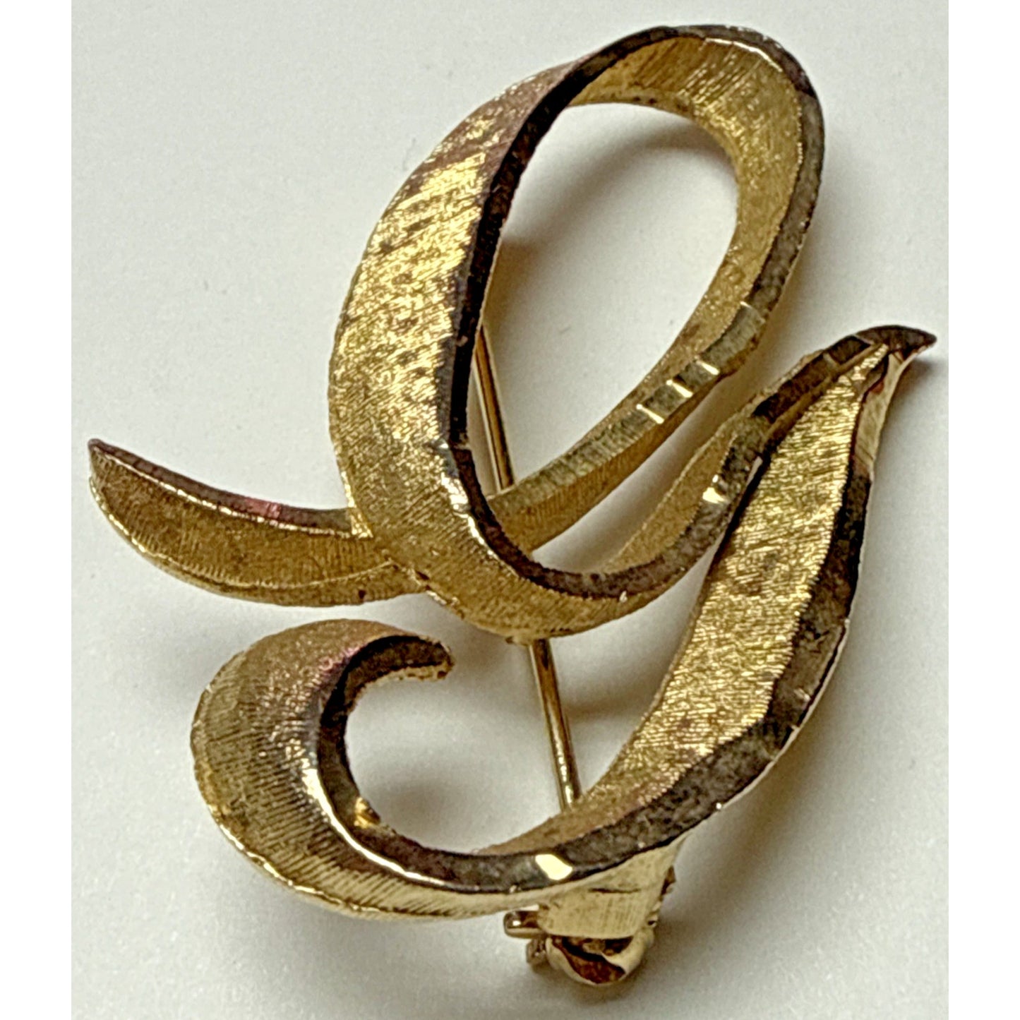Vintage 70s Mamselle Brooch Pin Gold Tone Brushed Letter G Monogram Initial
