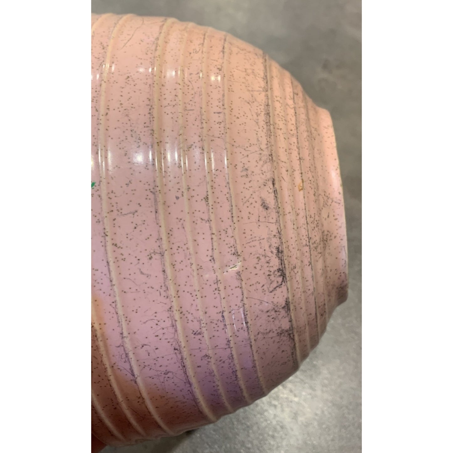 Vtg McCoy Pottery Pink Mixing Bowl Speckled Ribbed Beehive As Is