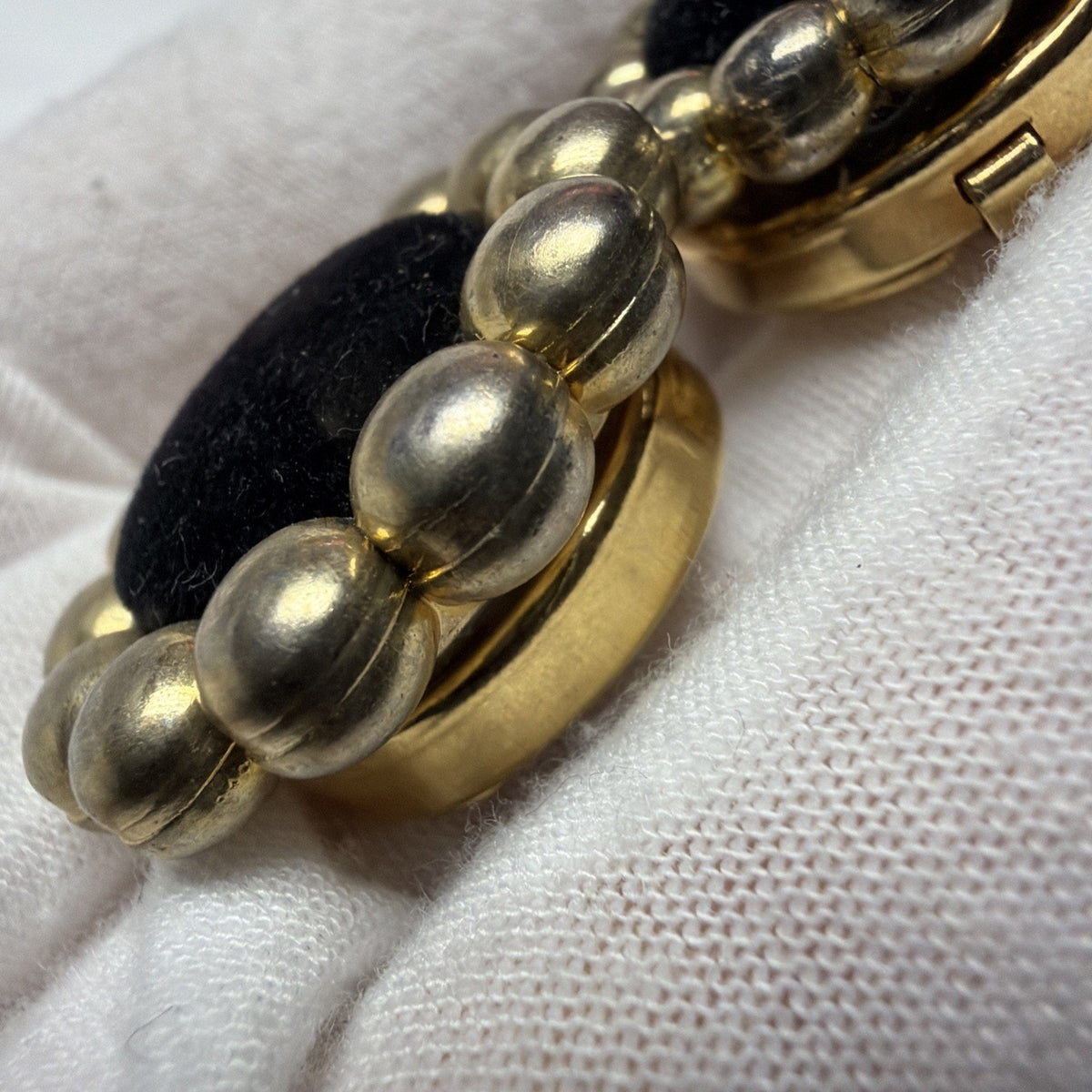 Lot of 2 Gold Tone Nony New York Gold Tone Bead Velvet Beaded Snap Button Covers
