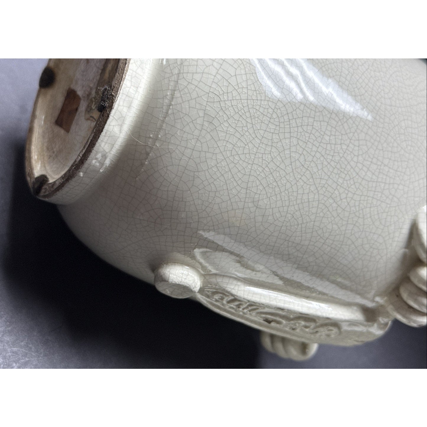 Vintage Leona Lavorato A Mano Italy Crackle Glaze Cream Canister Jar 9.25" As-Is