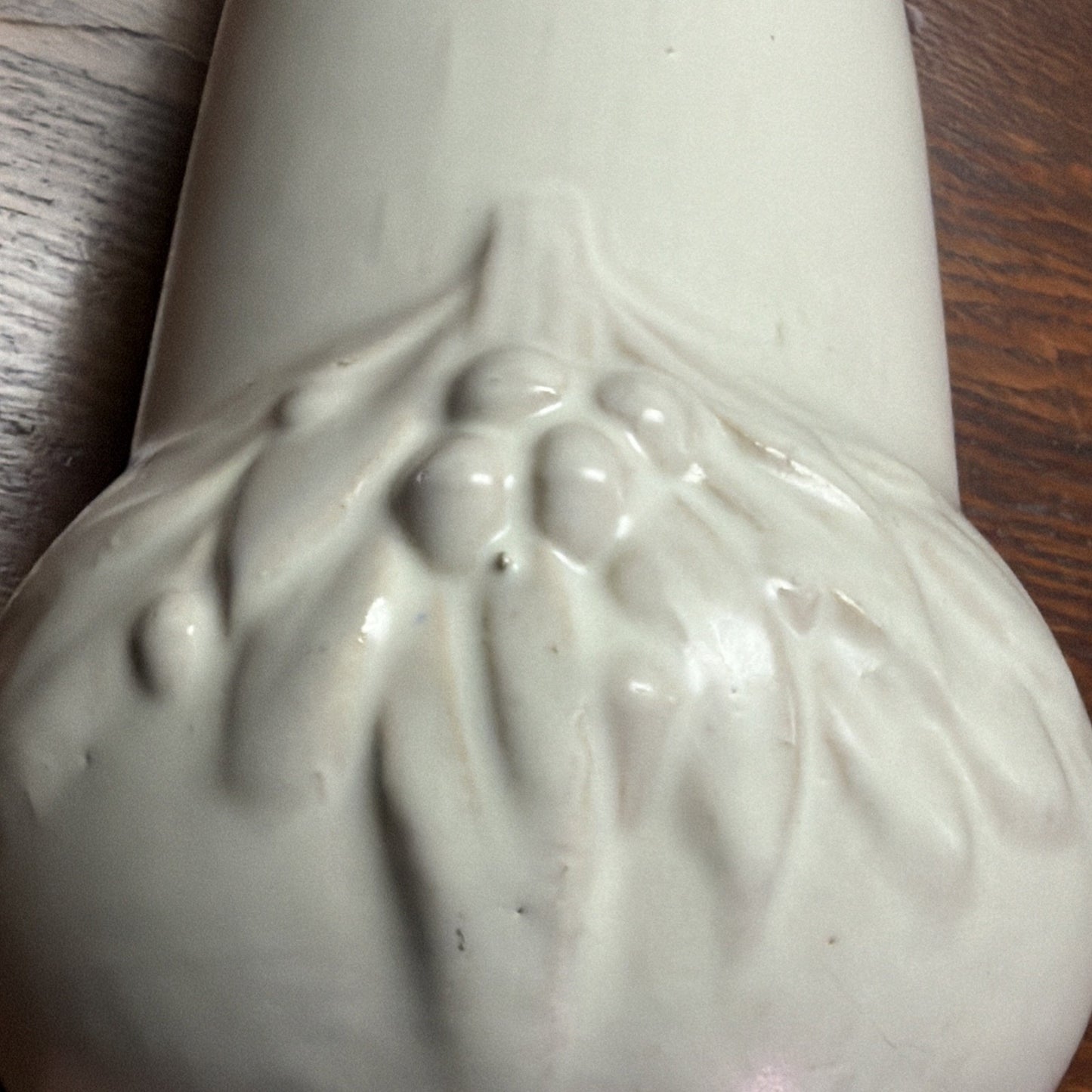 Old McCoy Pottery Stoneware Matte White Glaze Leaves and Berries Stovepipe Vase