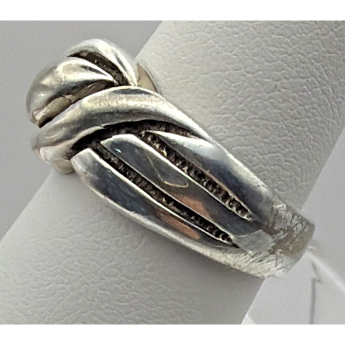 Vintage Sterling Silver Fluted Crossover Knot Ring Sz 8