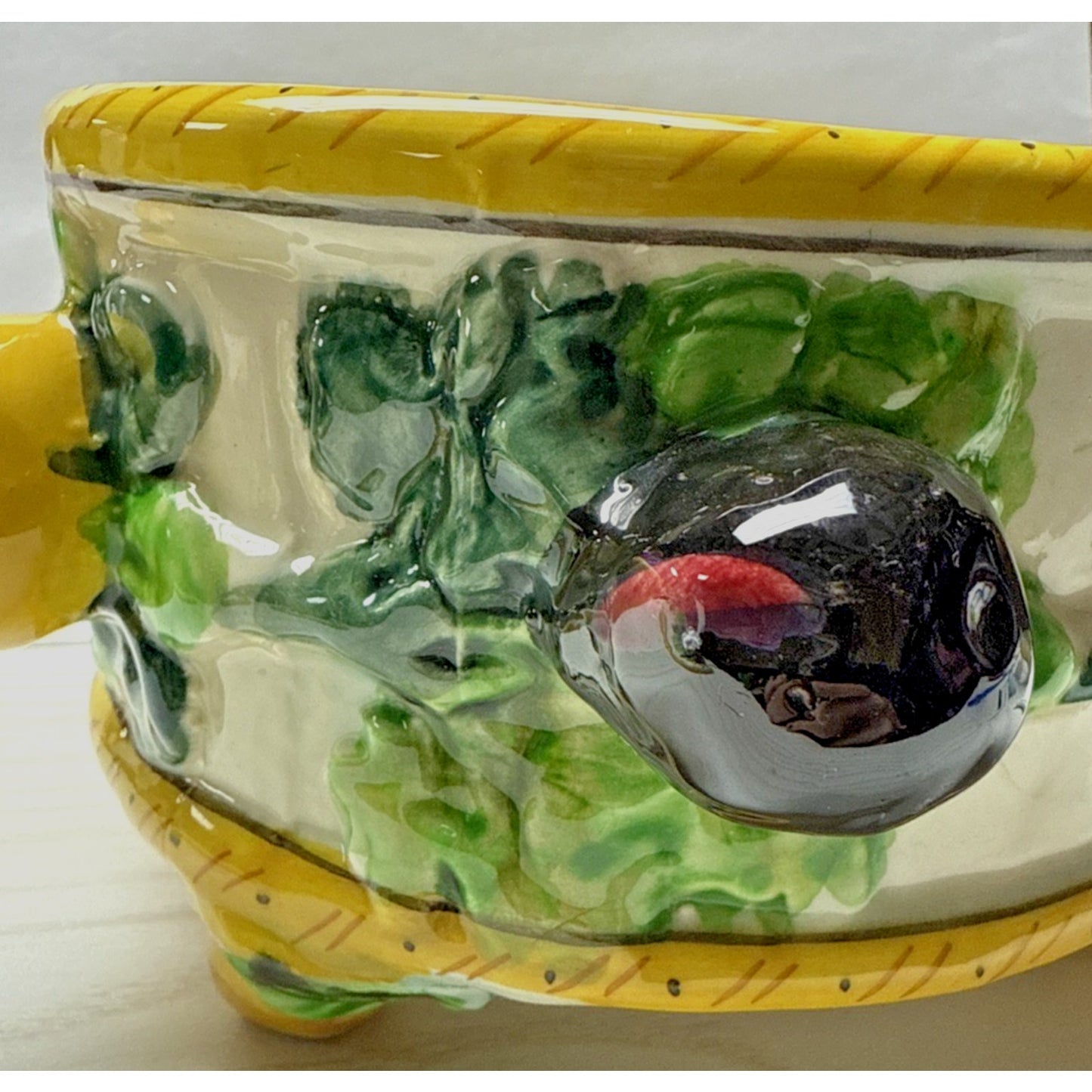 Vtg Fruit Majolica Serving Bowl Dish Lid Tureen Italy Preserve Pot As Is Rread