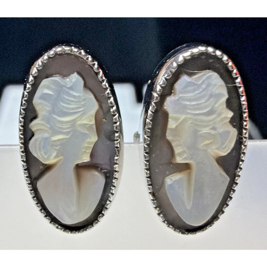 Vtg 10K 14K White Gold Shell Abalone Carved Etched Cameo Stud Earrings As Is
