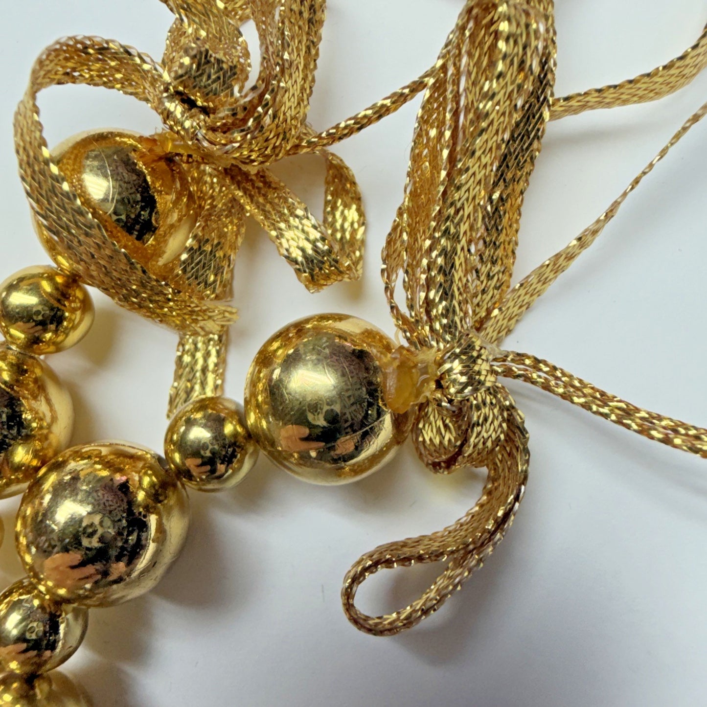 Vtg Lot of 4 Heart Plastic Acrylic Faceted Ornaments Gold Bead Suncatcher As Is