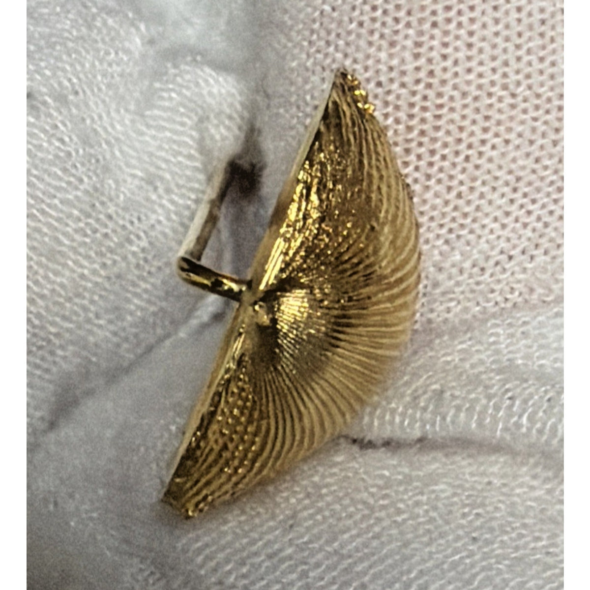 Vintage Trifari Shell Stick Pin Hatpin Clamshell Gold Tone