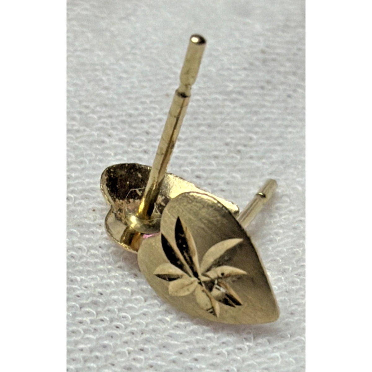 Vintage JCM Jacmel 14k Yellow Gold Diamond Cut Heart Stud Earrings No Backs
