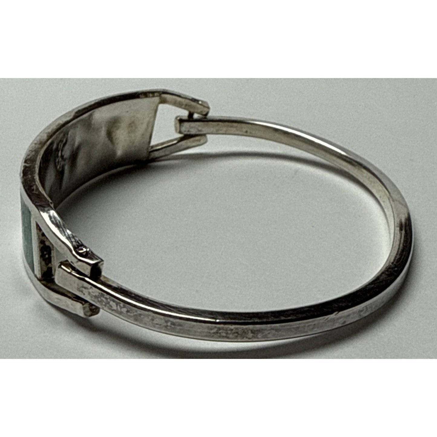 Vtg Taxco Mexico Inlaid Bracelet Snake Abalone Hinged Mother of Pearl Onyx Lapis