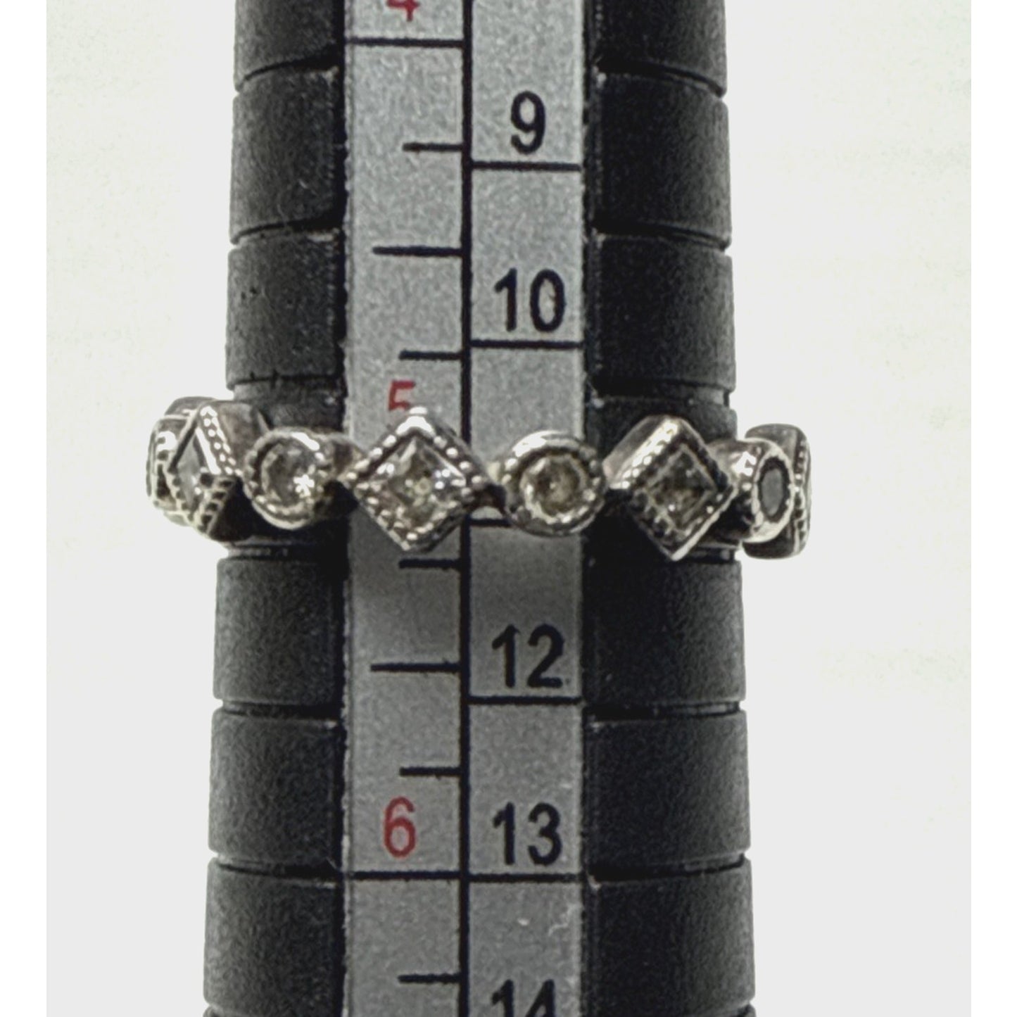 Pandora Ring Alluring Brilliant Princess 190943 Multiple CZ Sz 5.25 Read