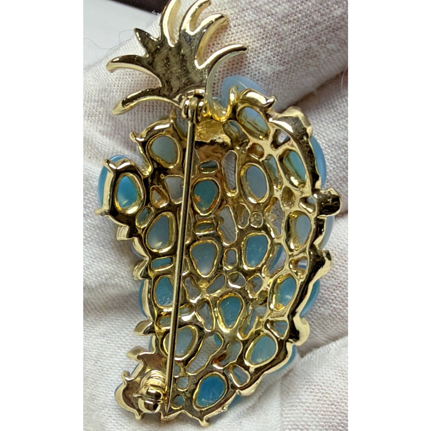 Art Deco Blue Moonglow Lucite Beaded Pineapple Brooch Pin