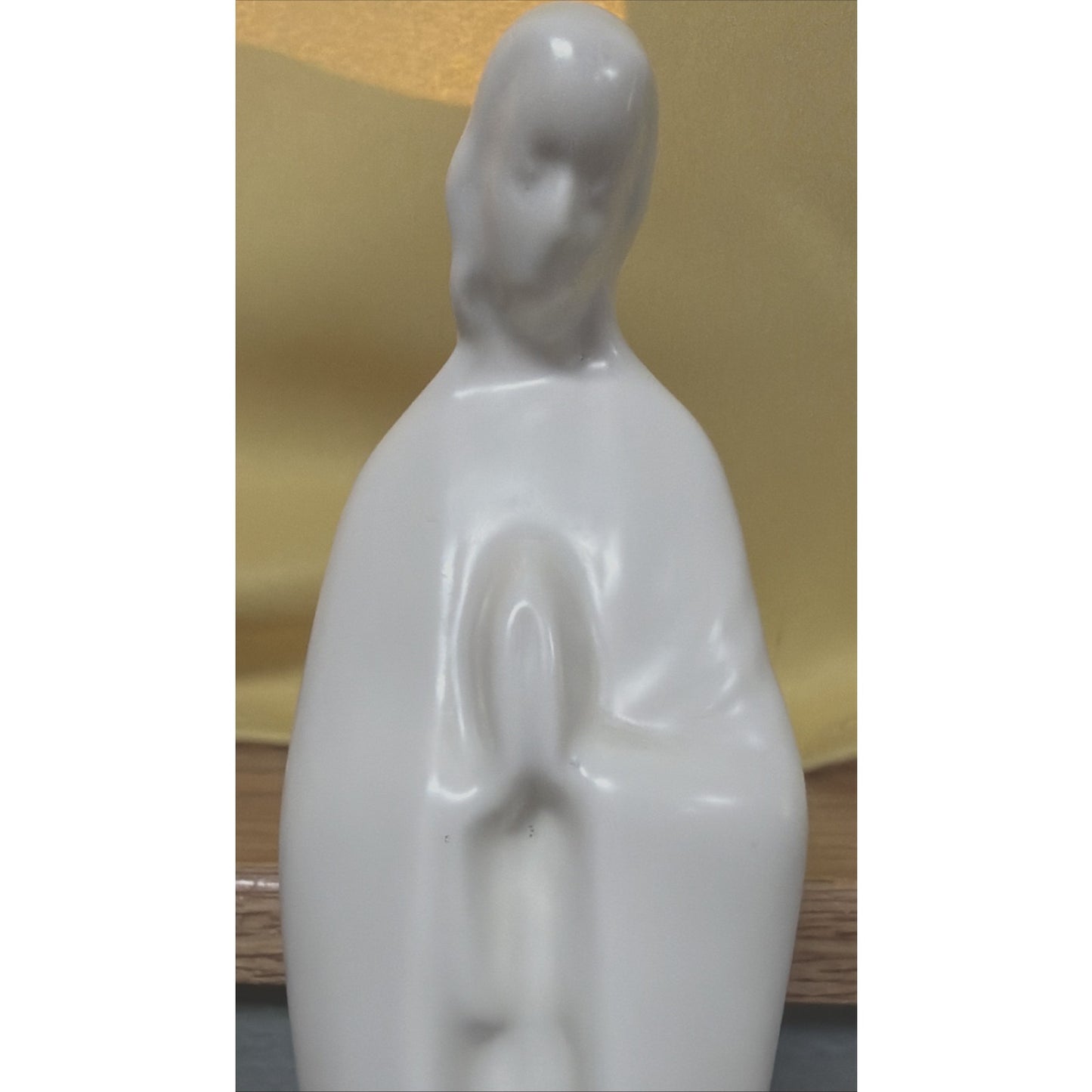 Vtg Haeger Pottery Praying Virgin Mary Madonna Statue White Matte Ceramic #303