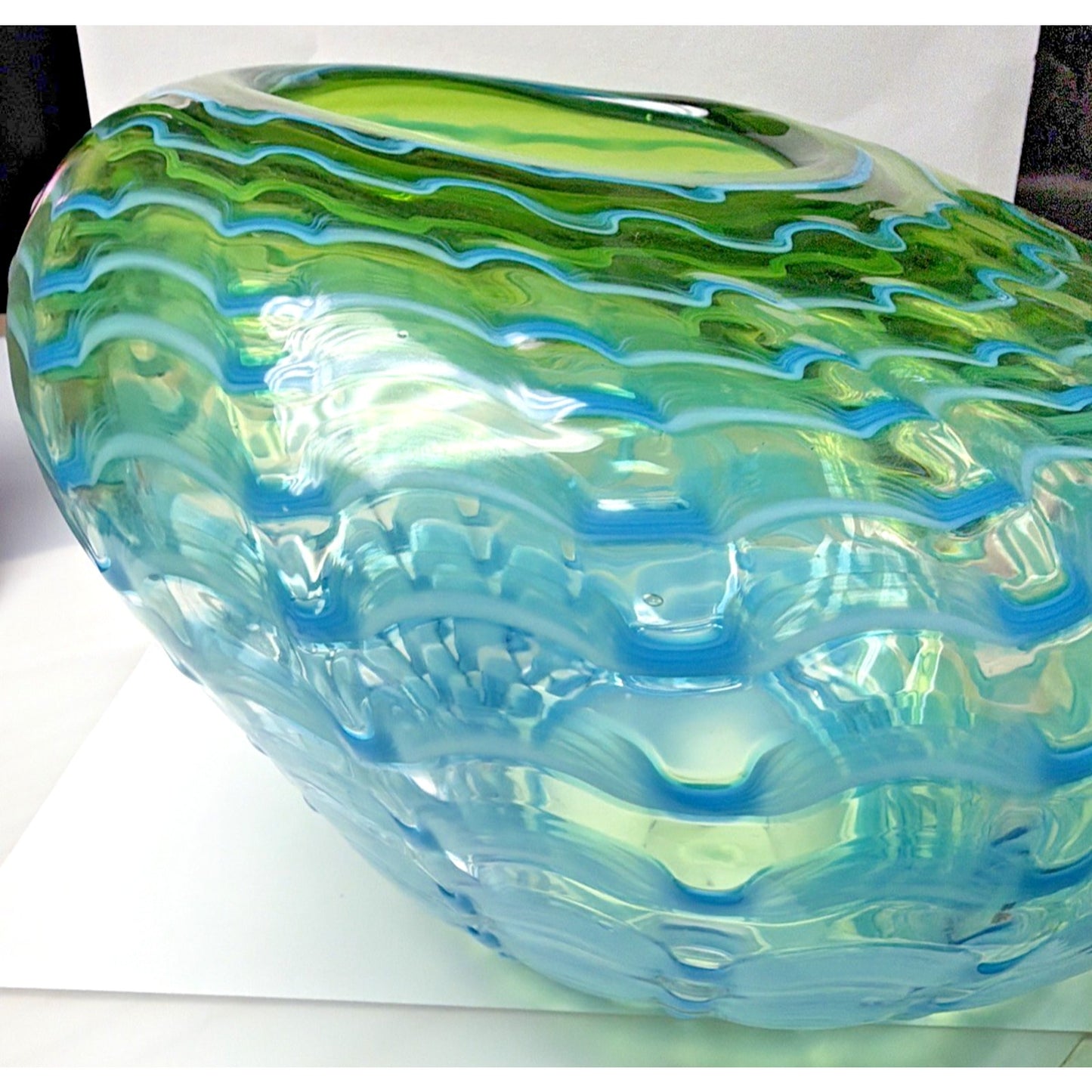 Dale Tiffany Waterfront Hand Blown Art Glass Green Blue Favrille Vase Bowl