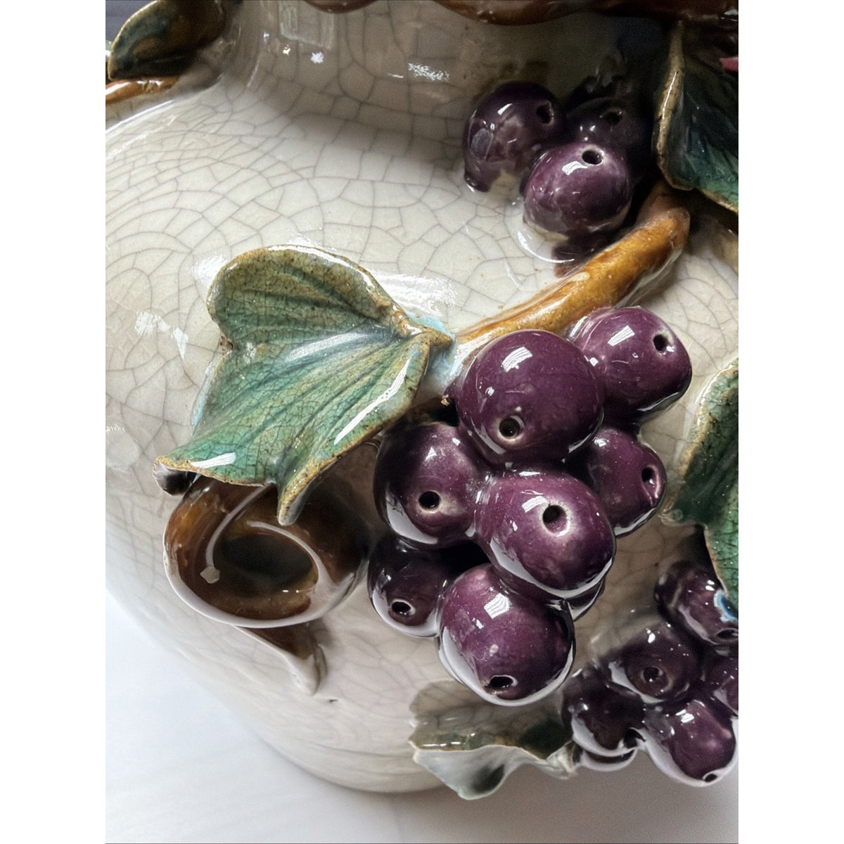 Old Majolica Pottery Chinese Crackle Glaze Rope Grapes Berries Leaves Vine As Is