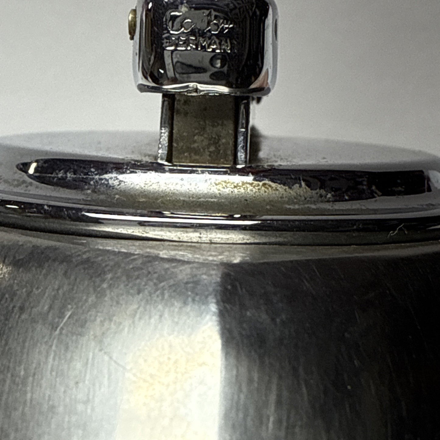 Art Deco Colibri Mono Gas Chrome Stainless Steel Geometric Table Lighter As-Is