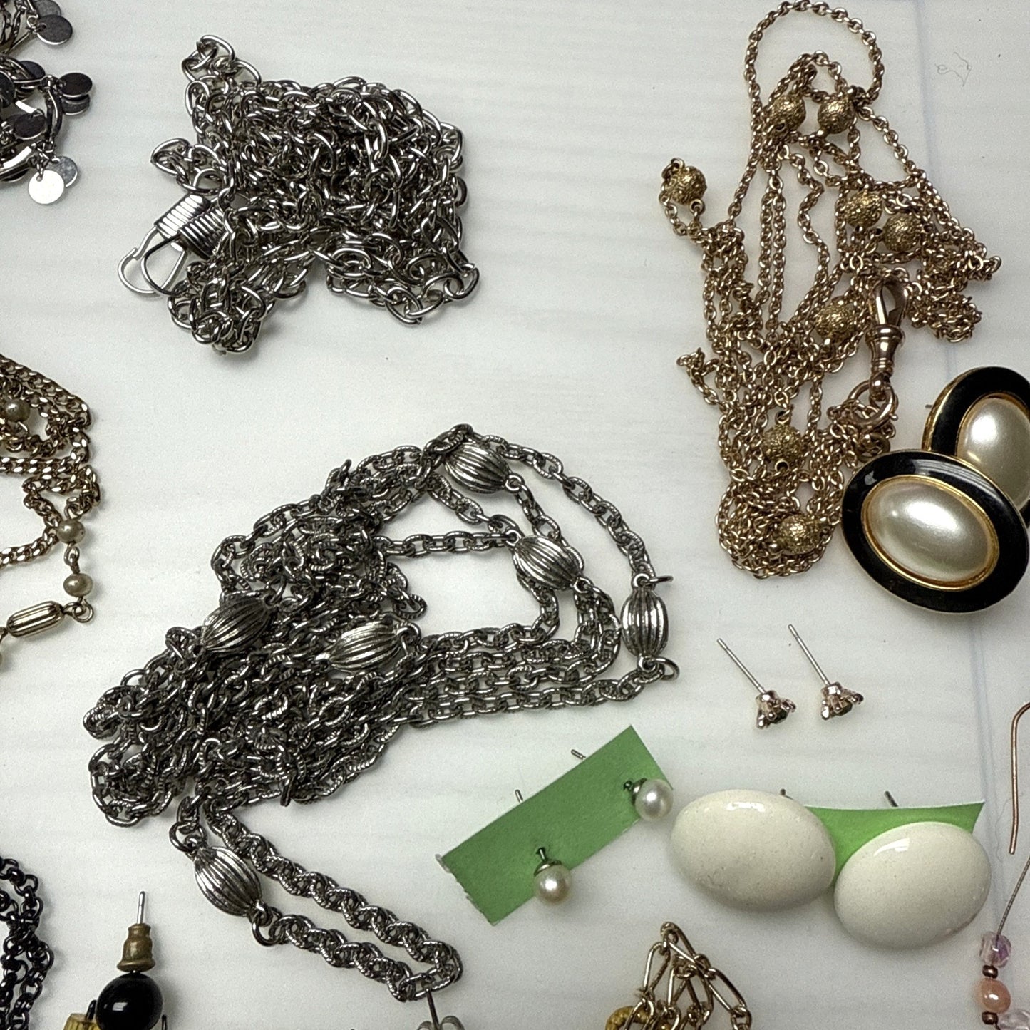 Vintage Modern Junk Jewelry Lot Craft Art Damage Craft Art Wearable As-Is 2#
