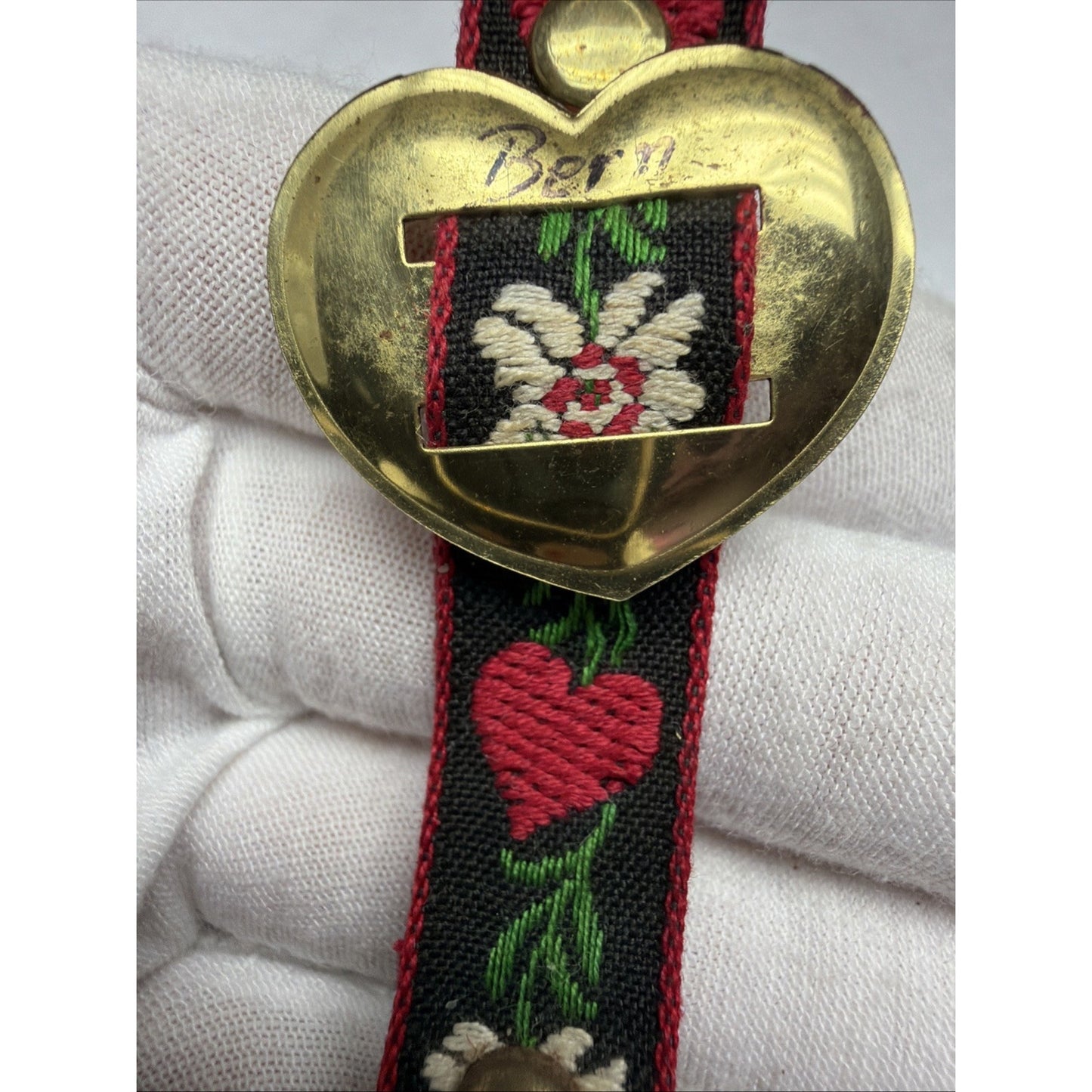 Vtg Metal Brass Colored Swiss Cowbell Cow Bell Embroidered Strap Floral Heart
