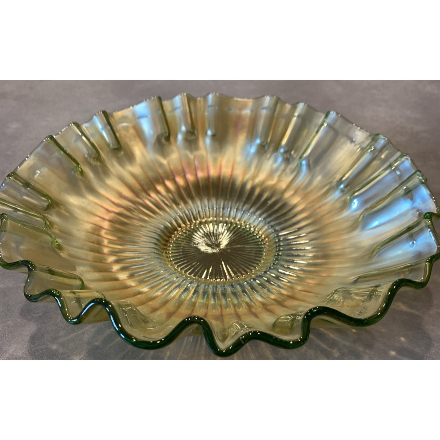 Vintage Fenton Green Carnival Glass Stippled Rays Ruffled Crimped Bowl